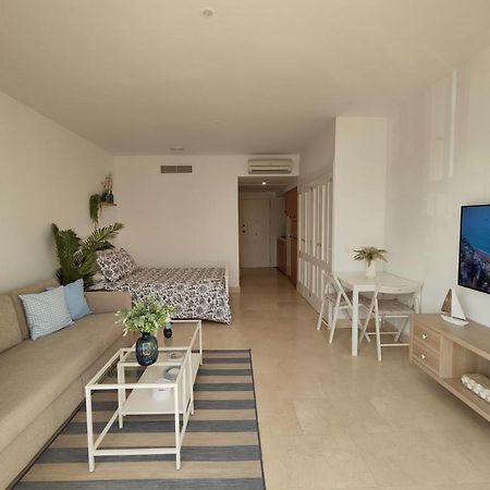 Estudio Puerto De Sotogrande Сан-Роке Экстерьер фото